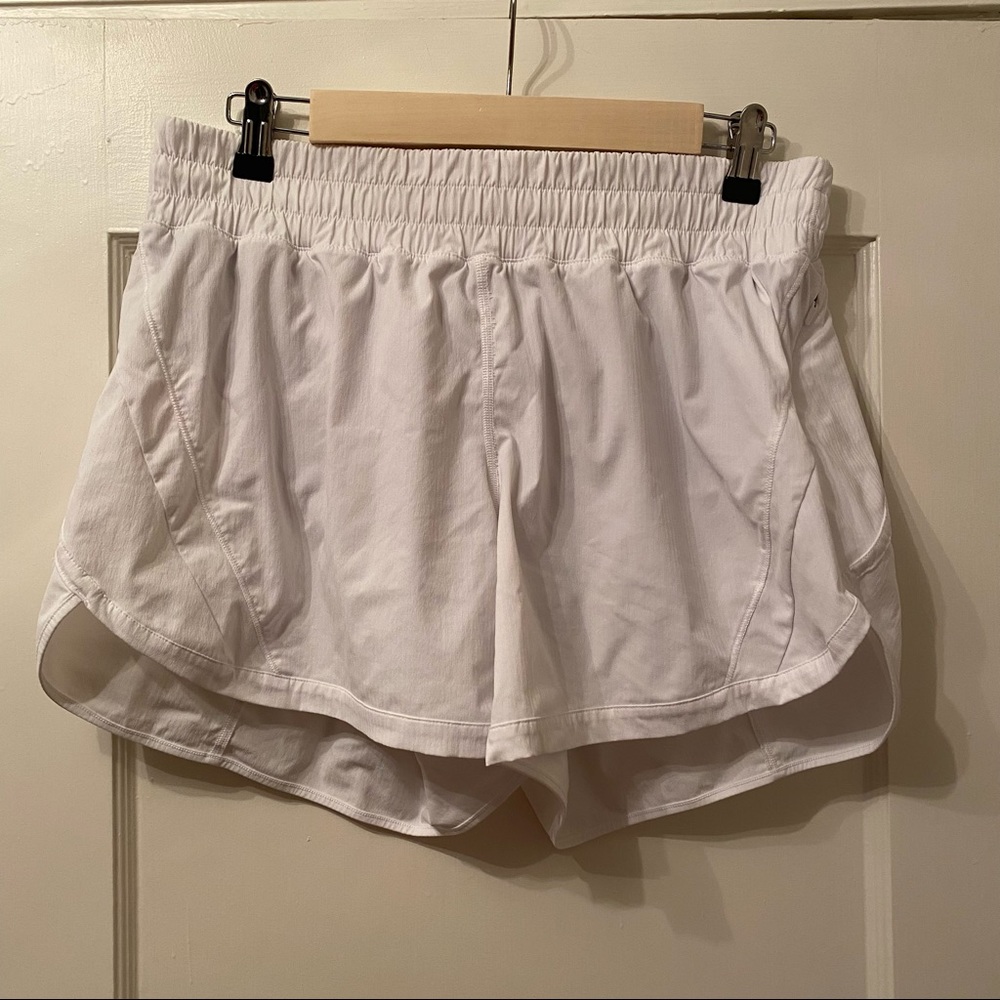 Lululemon 5” tracker shorts white — size 12
